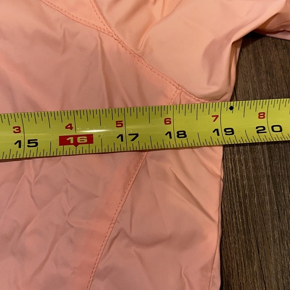 Columbia Women’s Lightweight Rain Jacket, peach size S - Picture 4 of 5